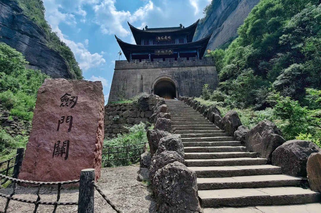 00000000jVKrskNcwxtpEmBx