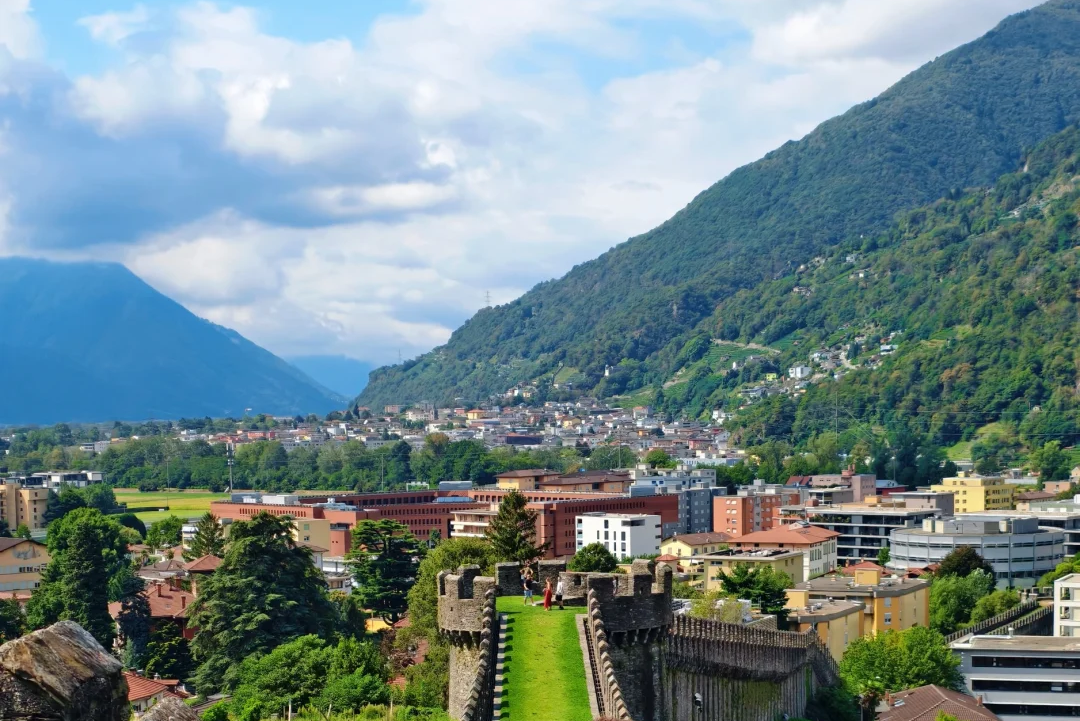 00000000oCMczTMvDDpaIhGi