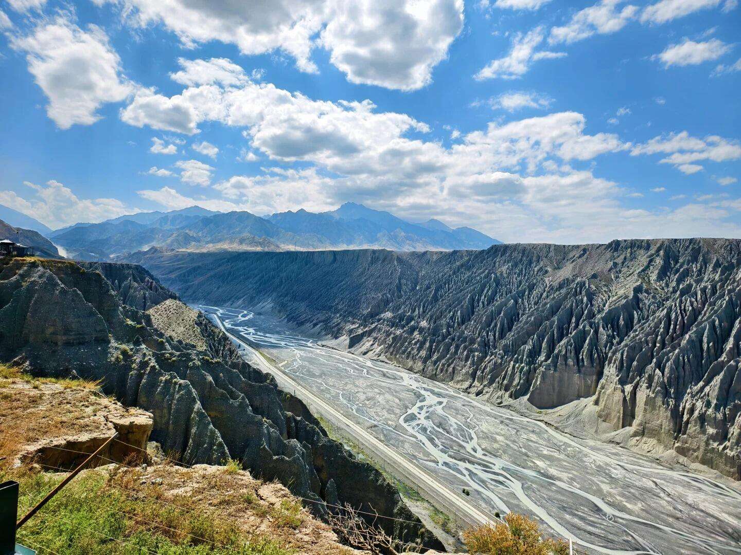 00000000vgCGGmEczMaLiJAC 00000000vgCGGmEczMaLiJAC