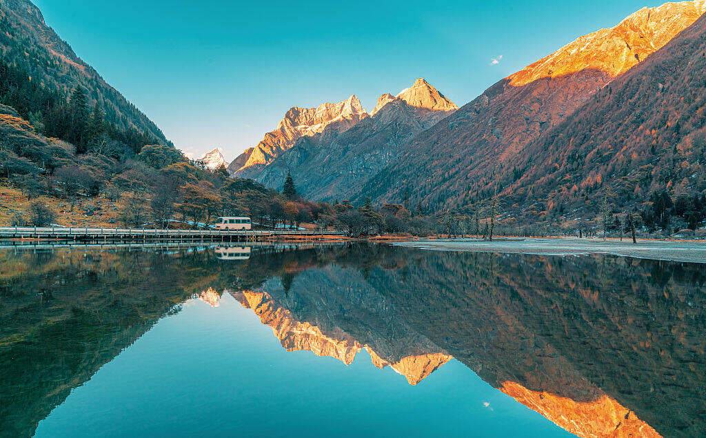 00000000vqikxUJETVSRNiHG