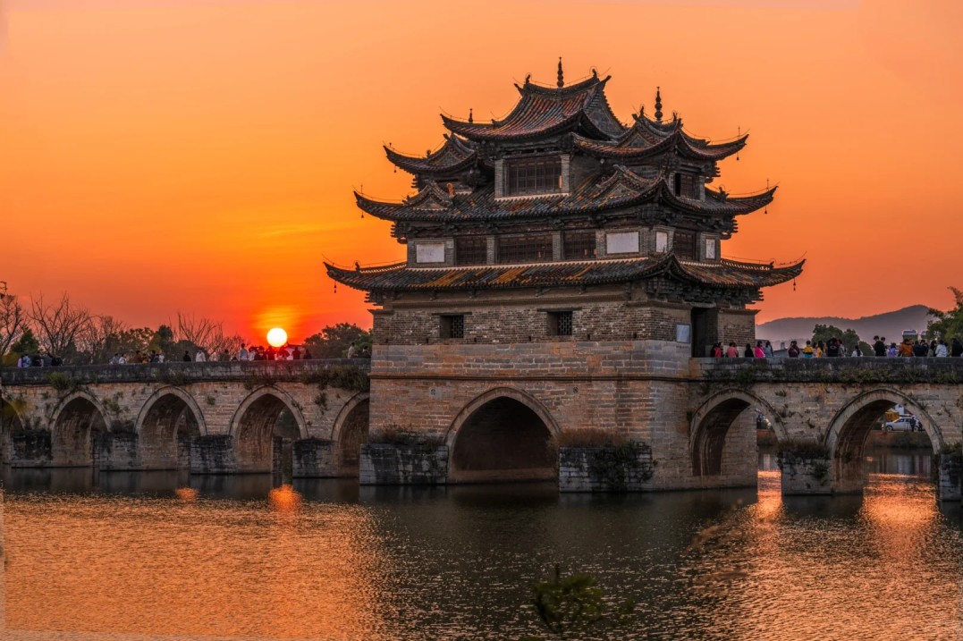 00000000yIKBDfvVZSmihrEP