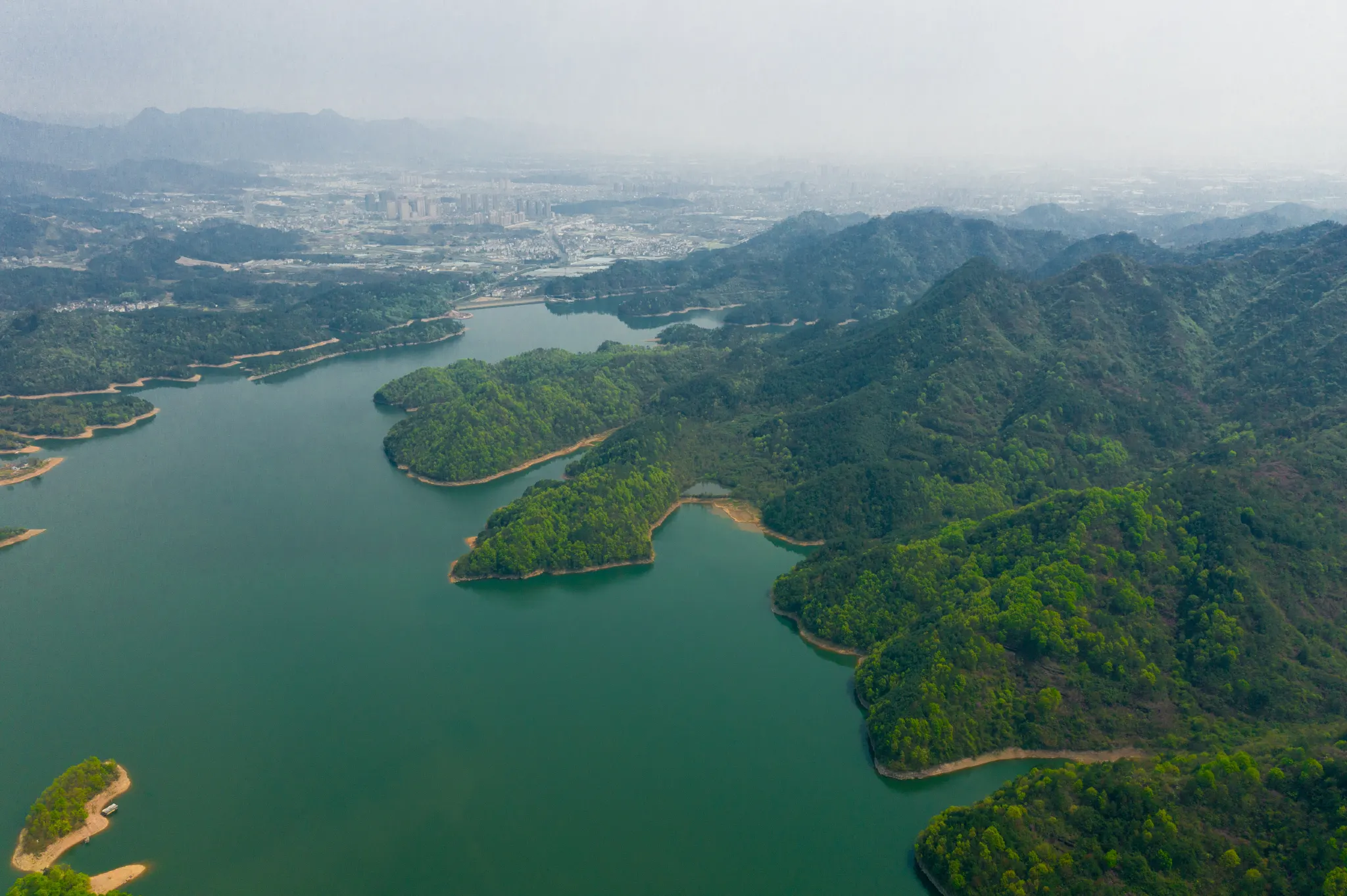 01048120008qjad5xE3C0_W_2048_1536.jpg_