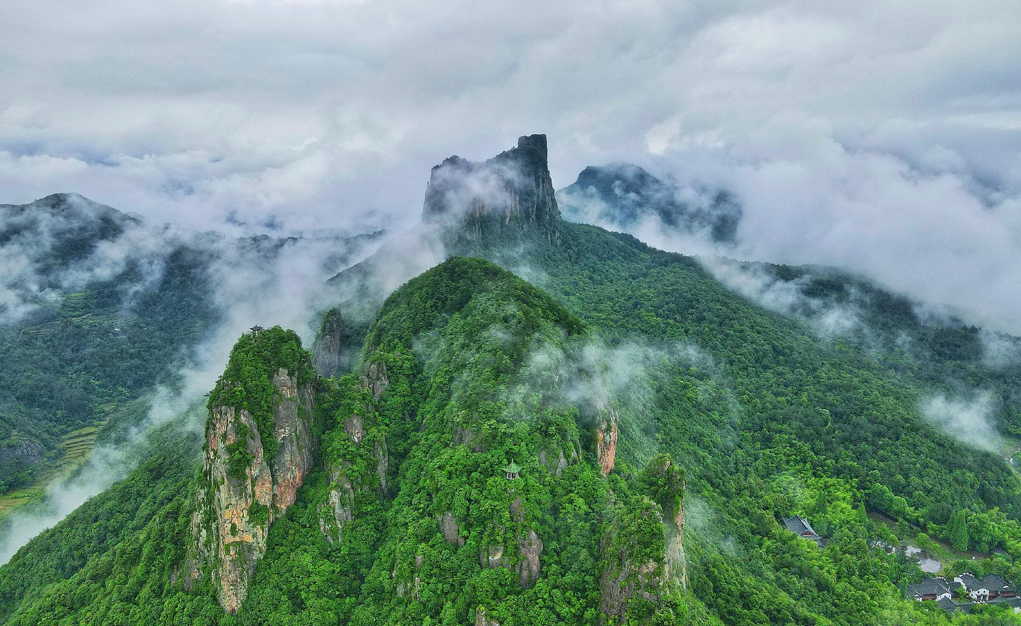 0104a12000jz2op67C13B_W_2048_1536.jpg_