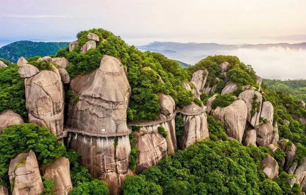 01067120008e8mcc26272_W_2048_1536.jpg_