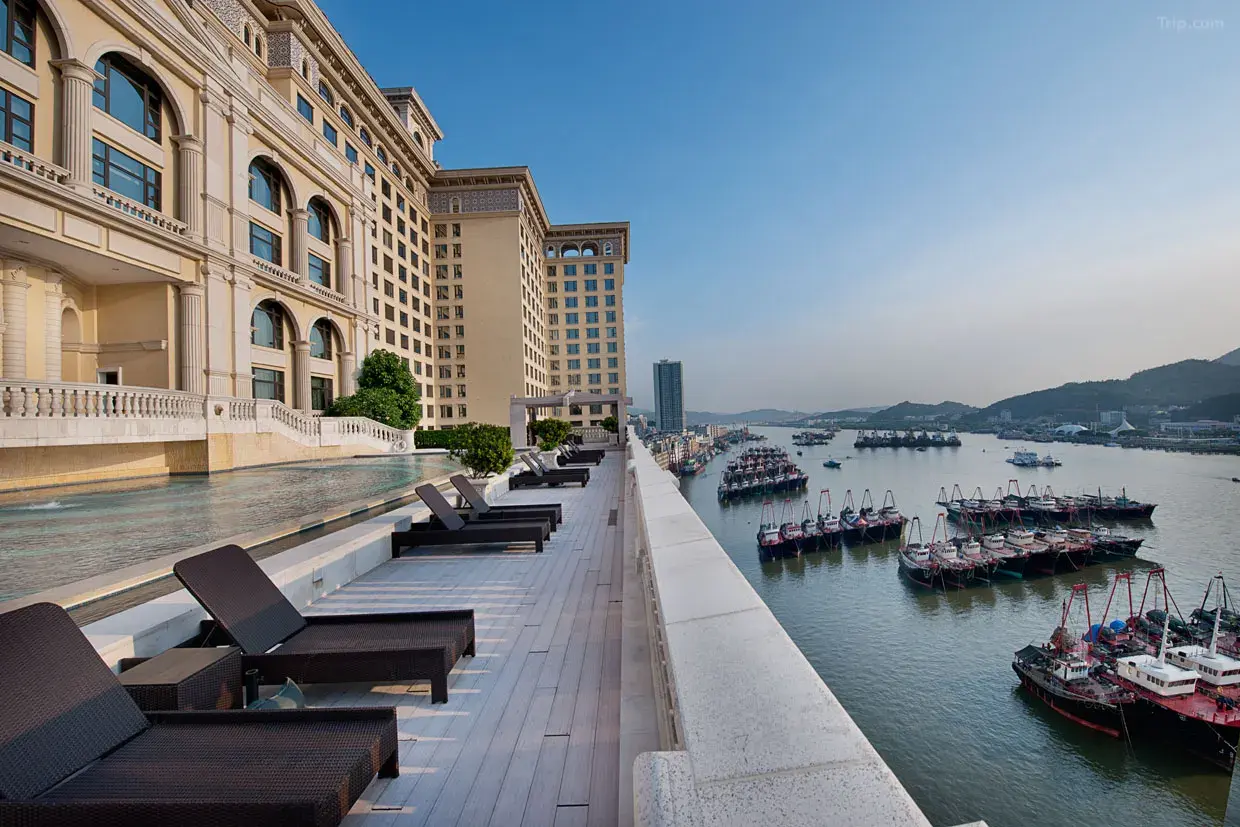 0203o1200085hcxnaCC25_W_1280_853_R5