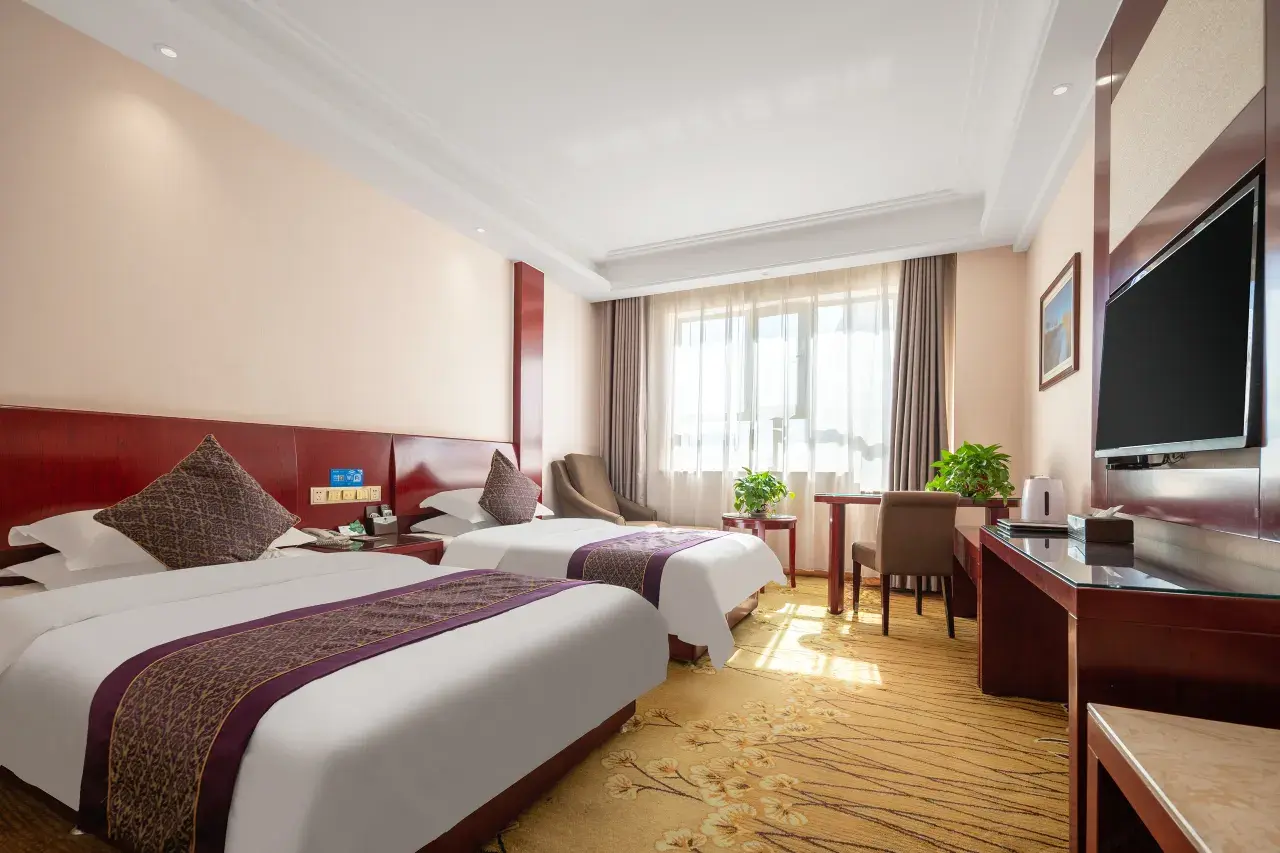 02041120008z66h96D08C_W_1280_853_R5