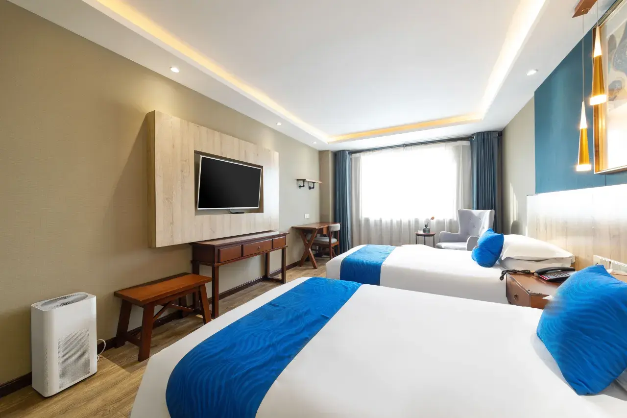 02047120008eurdae6B54_W_1280_853_R5