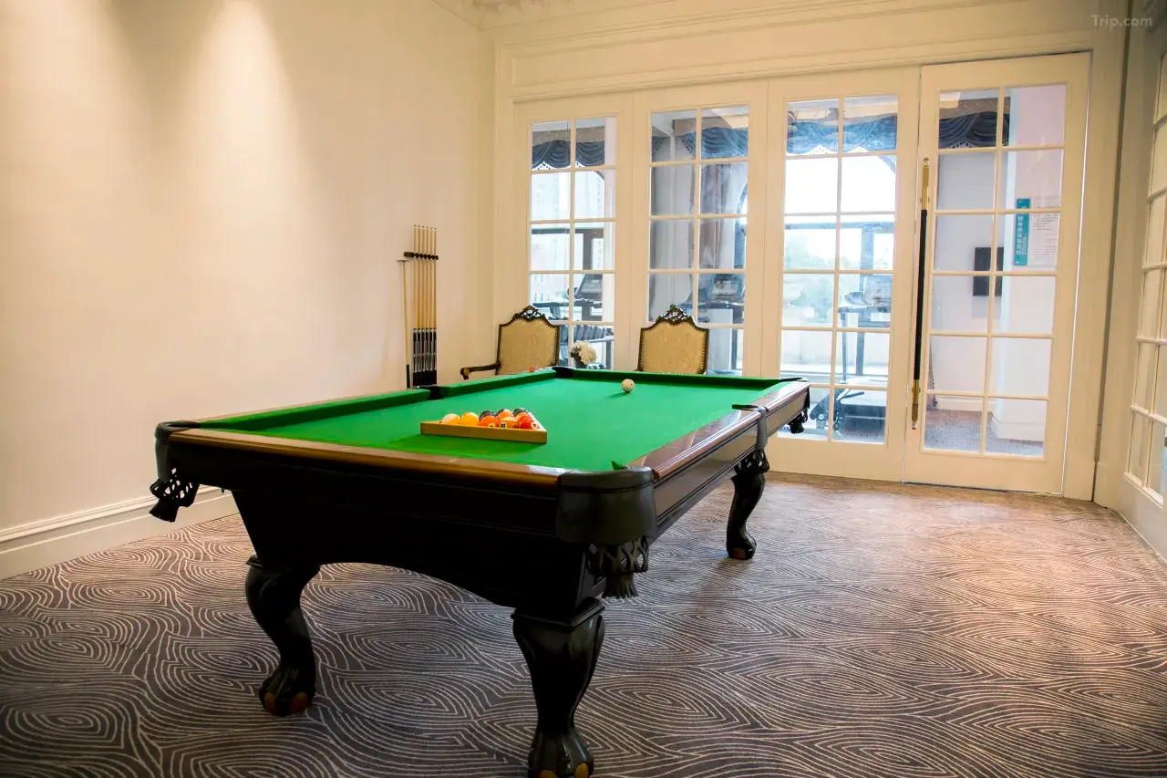 0204e12000a0warr81916_W_1280_853_R5