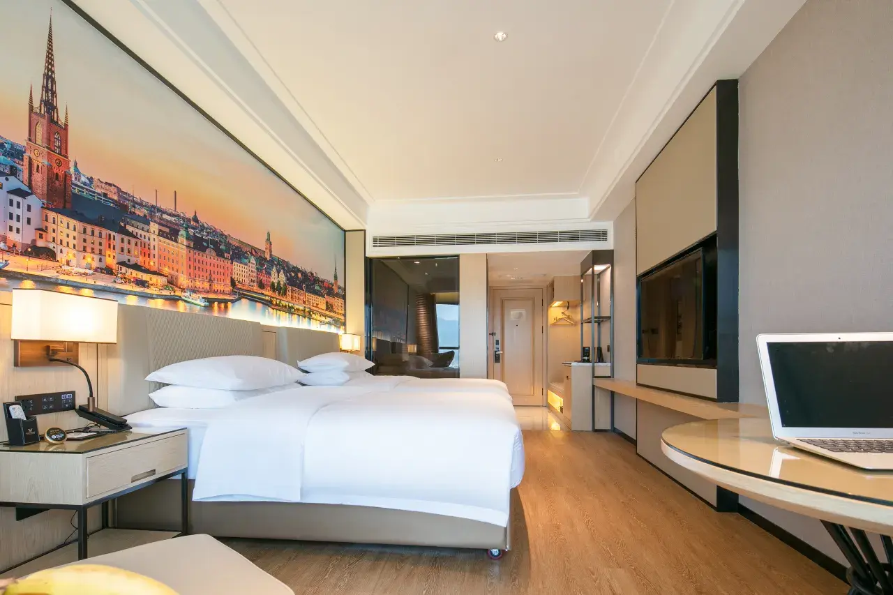 0205b120009gftv8w20D2_W_1280_853_R5-1