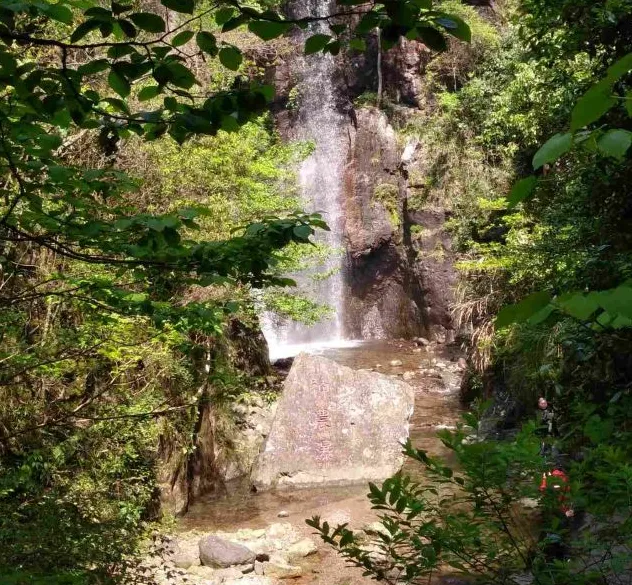 02c5e55b23818c2ad0d7fb60e0831b08-sz_952448