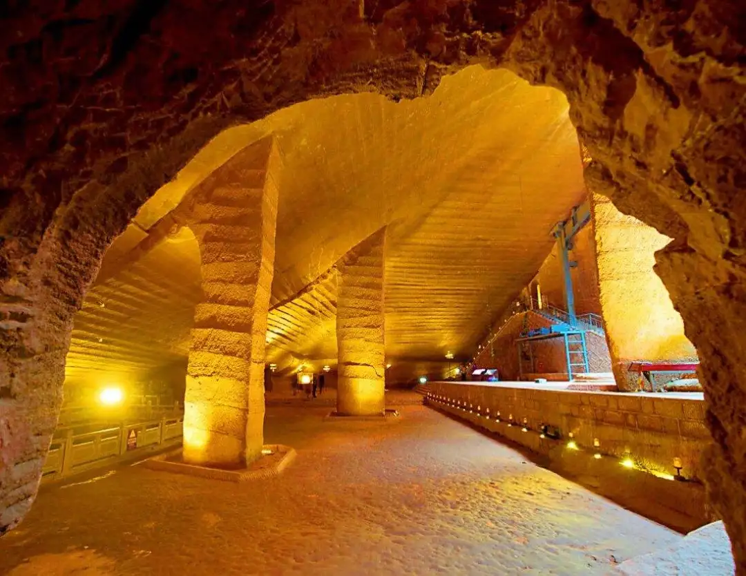 054776a9707e7dfd467601864edbf01c-sz_135069