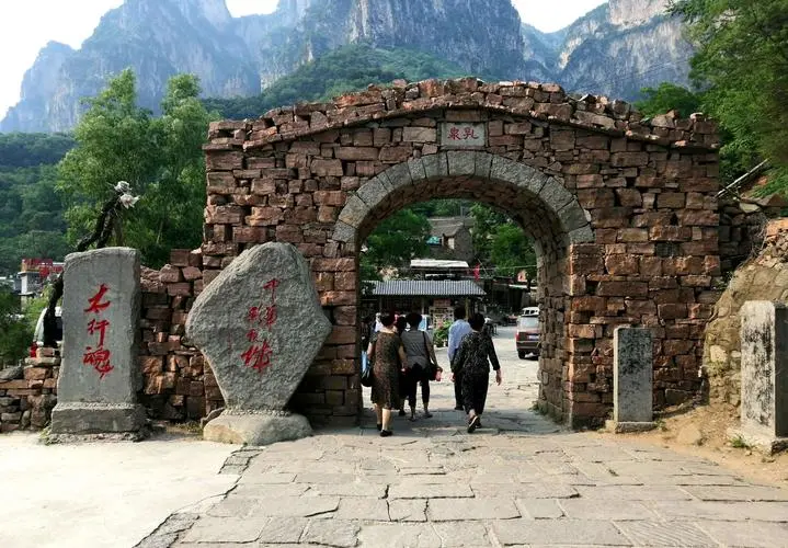 0b438e64ad1ac820c9d845a0ec2c6f49-sz_90580