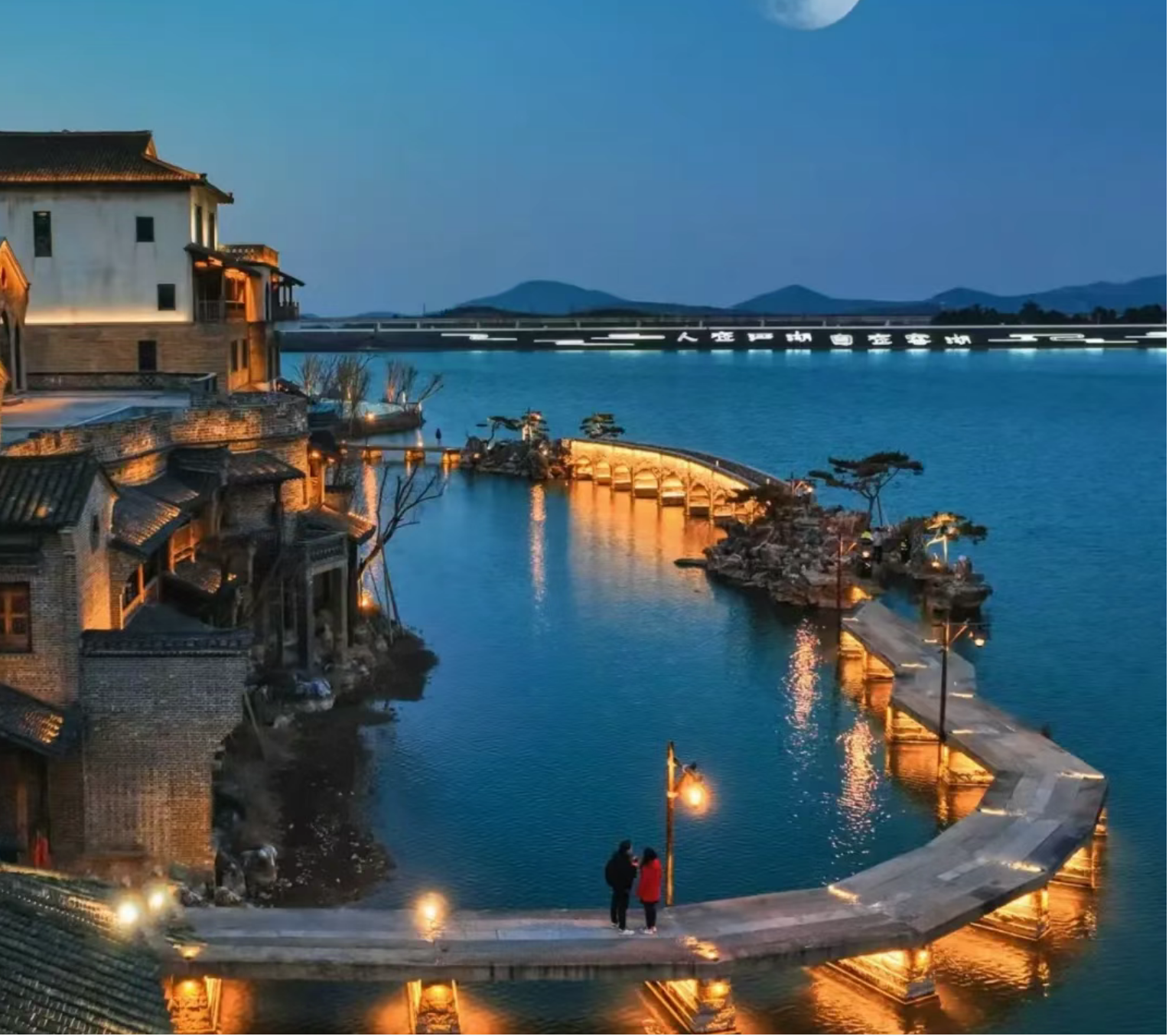 0bd6af3e1436a0a9540887b6ae415885