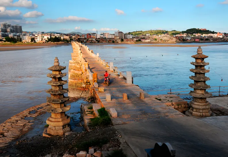 0d526221eaf254e96c5b4ebeb339adff-sz_1057469