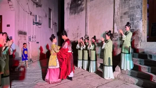 14469269b7f1ad45e1d4c6087a2b24e5-sz_415193