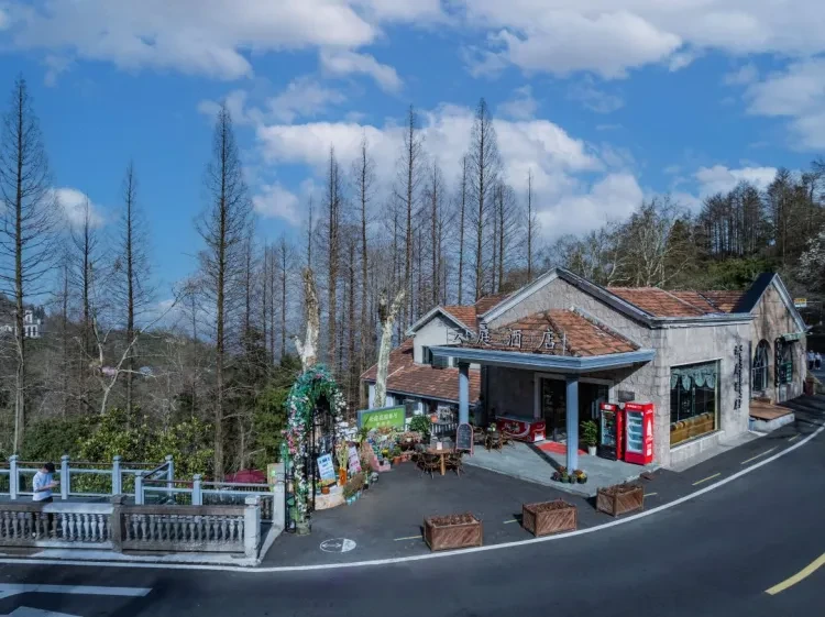 1632e1867c63f7bd1e7cba87418953b0-sz_1929056