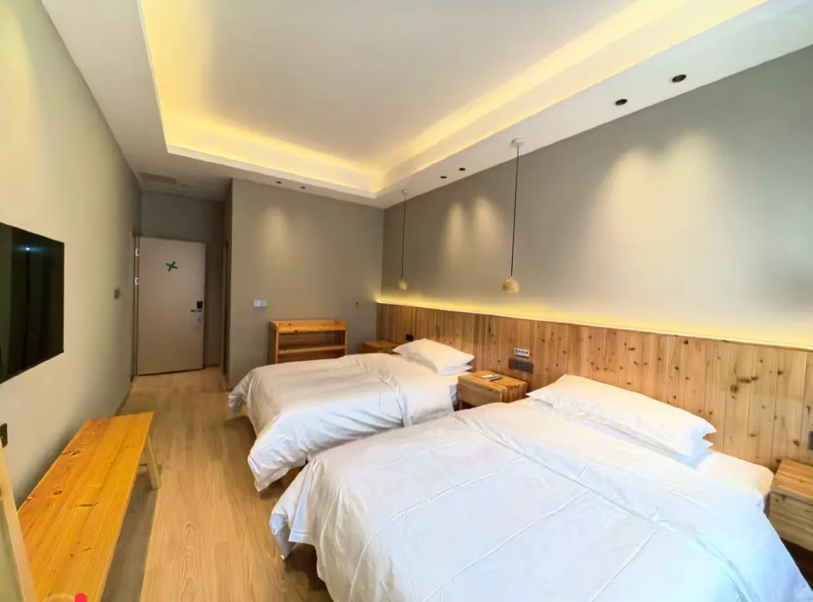 1mc1o12000mqrpogh0657_W_1280_853_R5 1mc1o12000mqrpogh0657_W_1280_853_R5