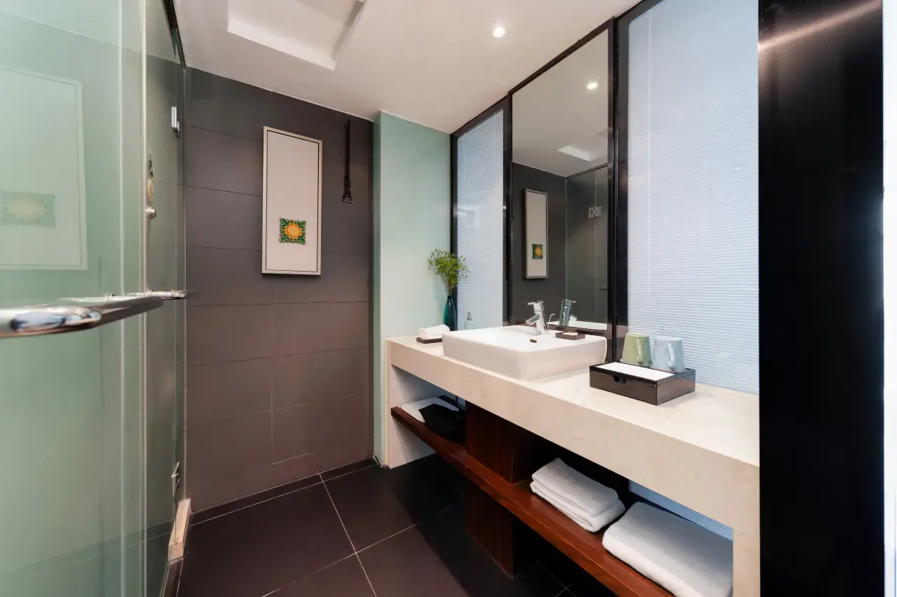 1mc3u12000hmufejx8C66_W_1280_853_R5