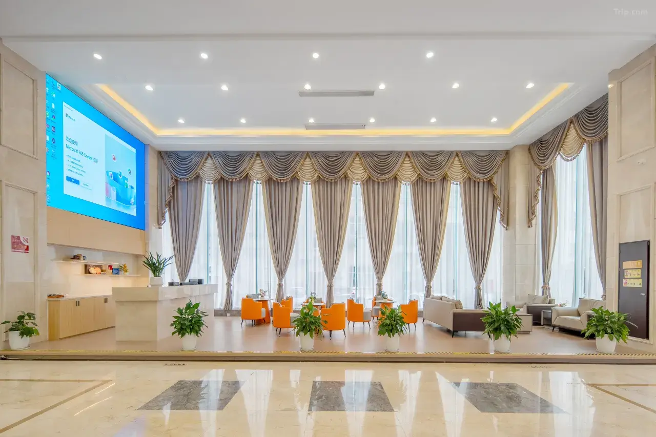 1mc5612000o57jr0p4F9C_W_1280_853_R5