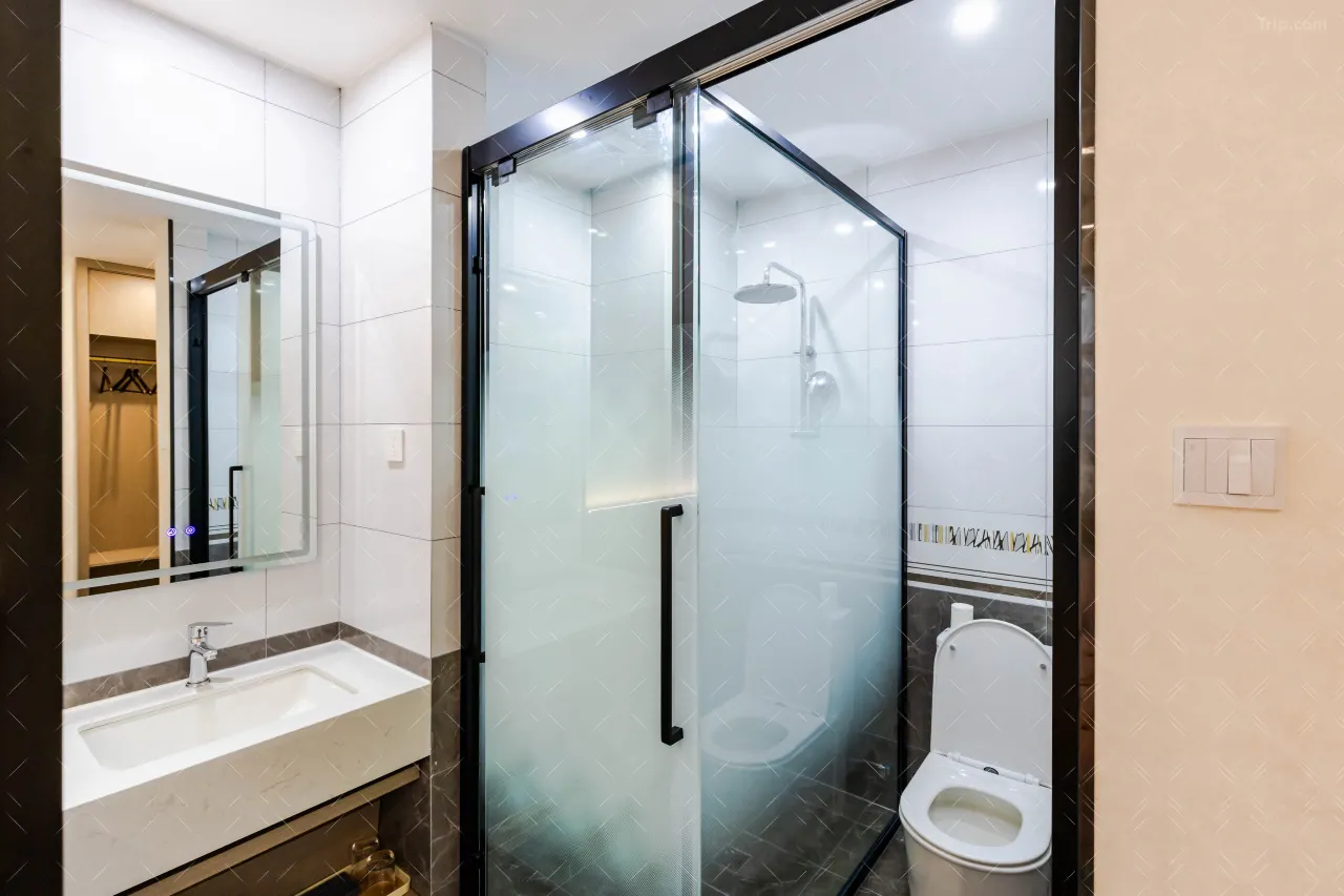 1mc6o12000bnlzmlb2559_W_1280_853_R5