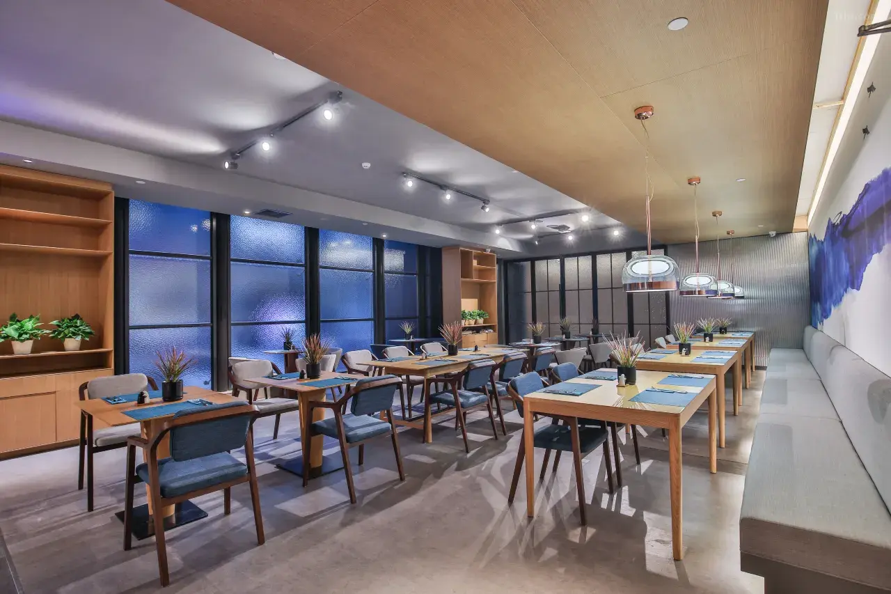 200311000000qd8u84BDE_W_1280_853_R5