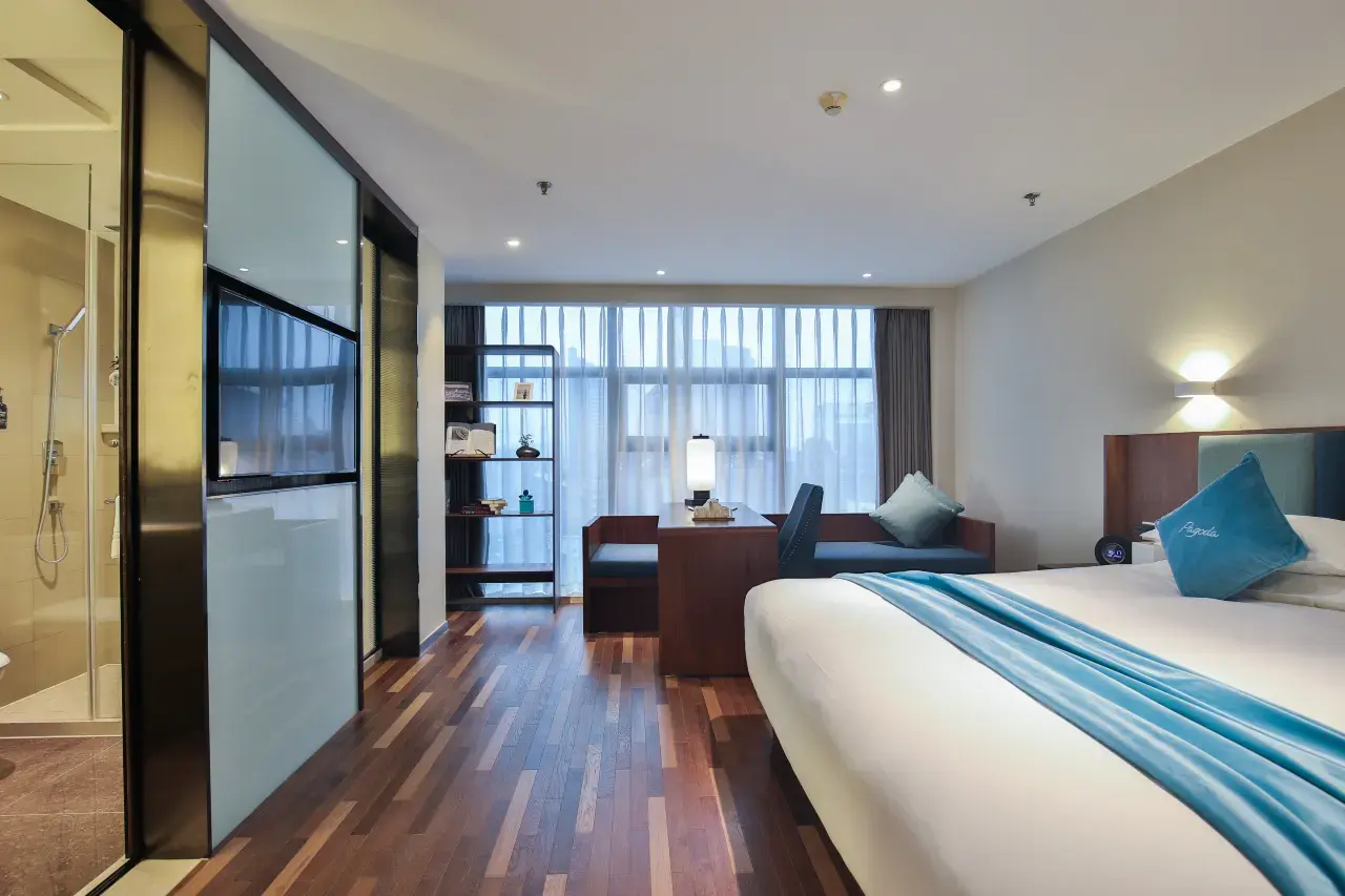 200f11000000qbjlmAE4F_W_1280_853_R5