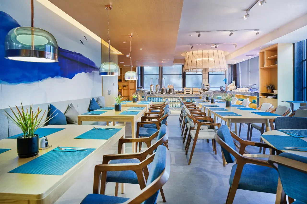 200s170000011yzgr3B2B_W_1280_853_R5