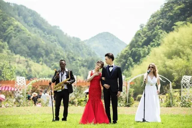 20de2c35fb41317347f825d9b16bfdc5-sz_50070-1