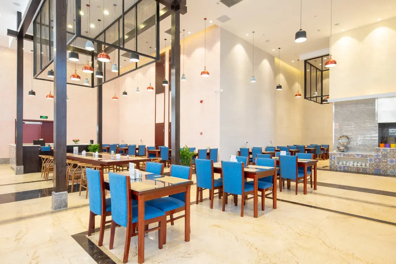 220511000000r2rvq3646_W_1280_853_R5