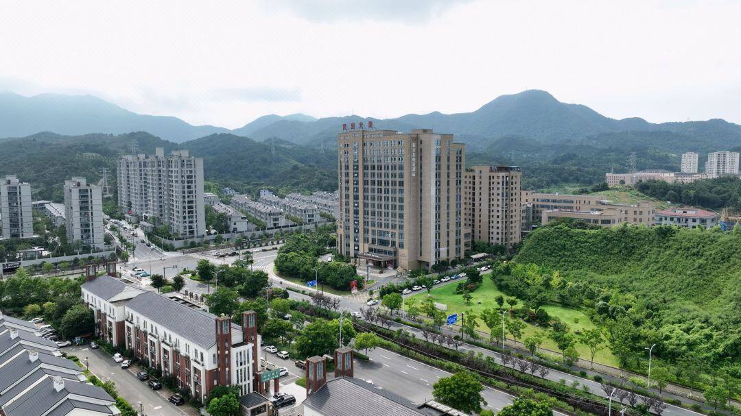 2360c334fc20e543e64d1499ced50d12-sz_138909