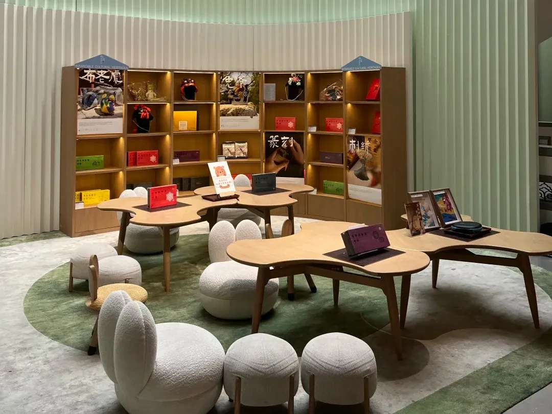 2a179711eba094ba21704008df438763-sz_321893-1