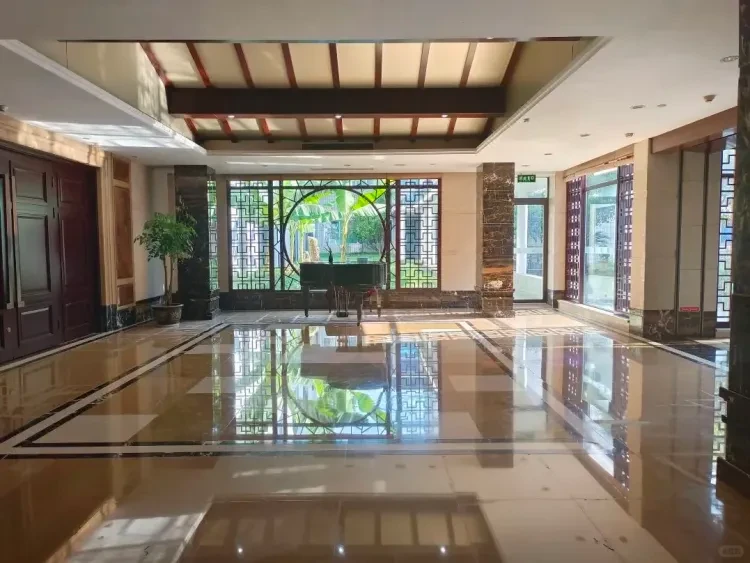 2a6eb35d0d83f652aba59a28d88bc240-sz_1414389