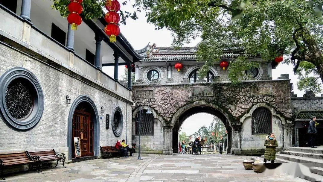 2def0d0aa7cc99652a8224c5d0b237c1-sz_167600