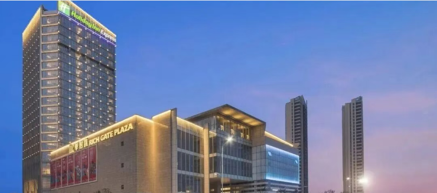 2f0c8f2ea8bc147cd5674539ff6cc9e9