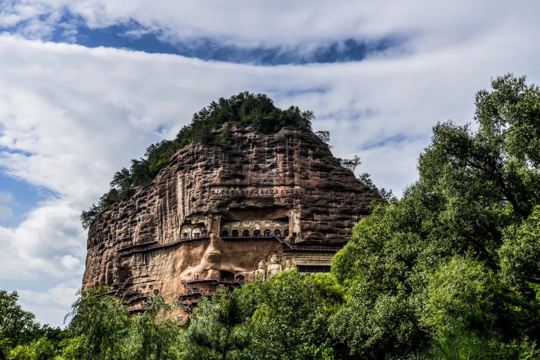 32fc5bd478e45401be20338f1be1a4e2-sz_364830