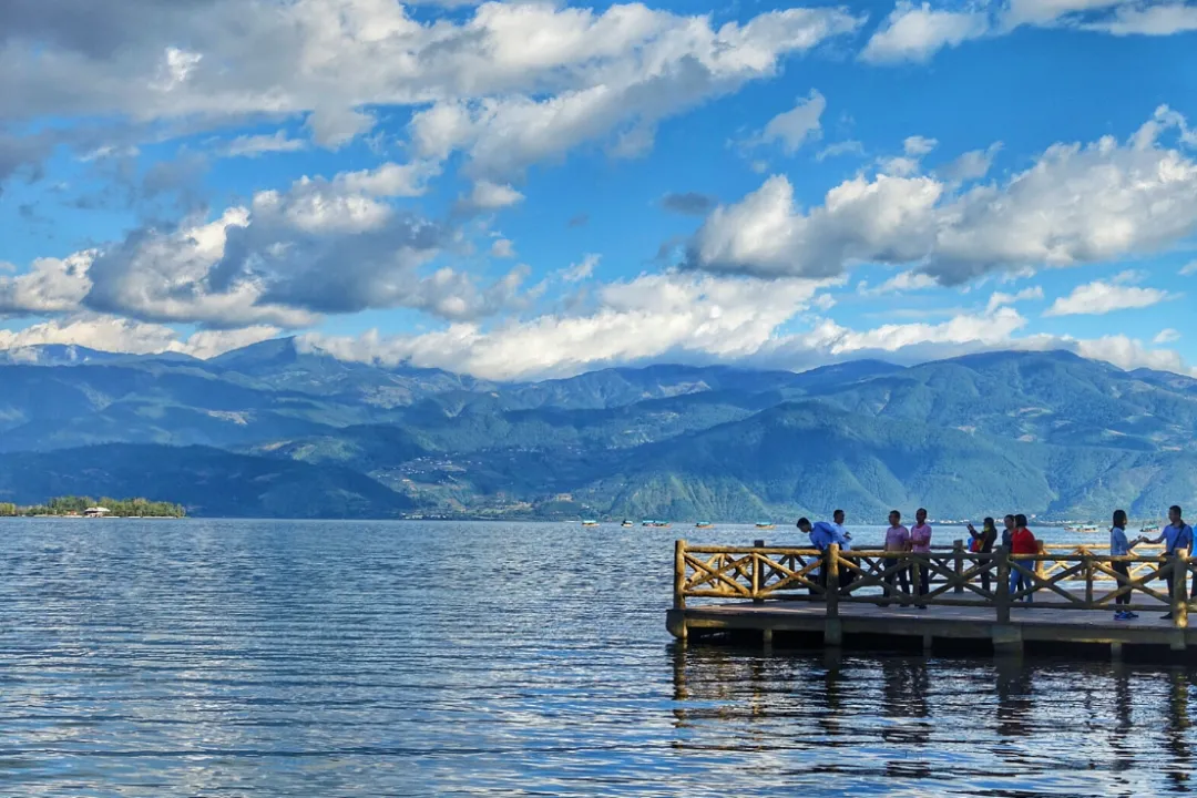 35f73d18a707890b79f9c9535b7f35b0-sz_1404018