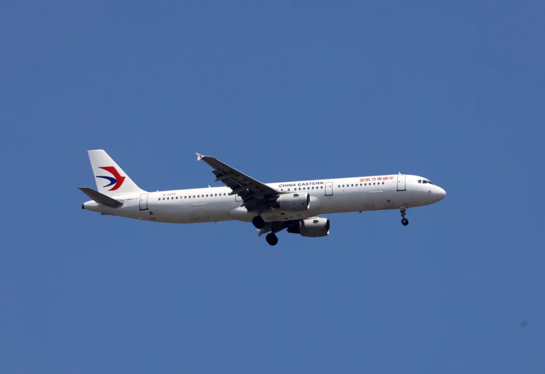 38e3081316eece237027a0c87fadc794-sz_955894