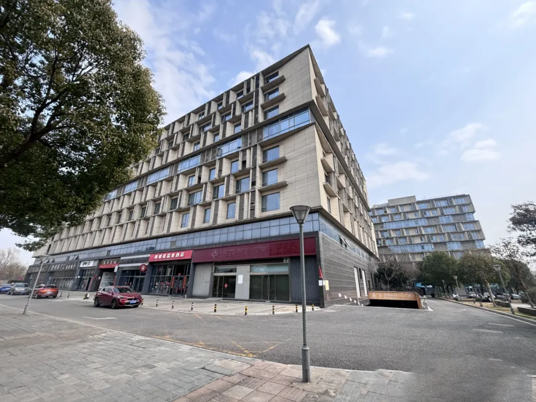 5047b630ba78d17eb98da92684516598-sz_1299420