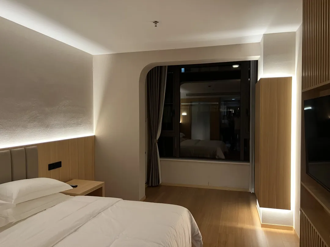 50ba52982eec21bbab4ce422650cb690-sz_4740716