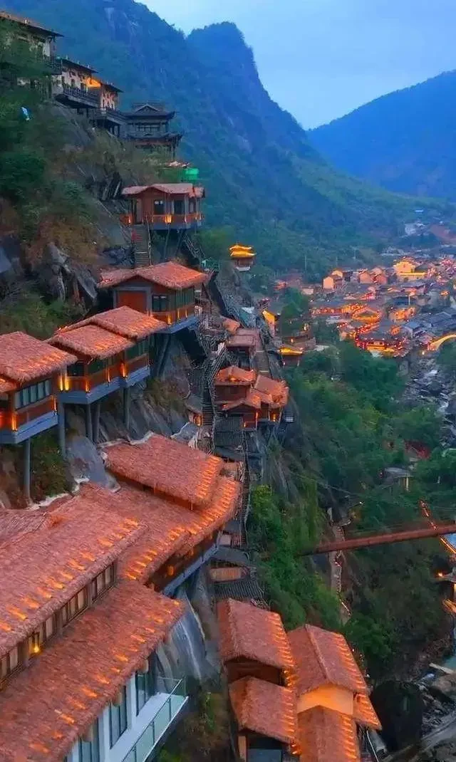 5197c190f94d2c0d631c595ad41e06cb-sz_103416