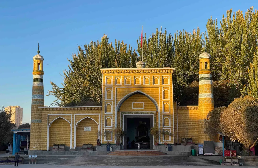 5336c8d4fa4462778222bd1d00a3f208-sz_4480453-1