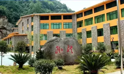 5d71d2d2afd7b89c84160031524ceed5-sz_492496