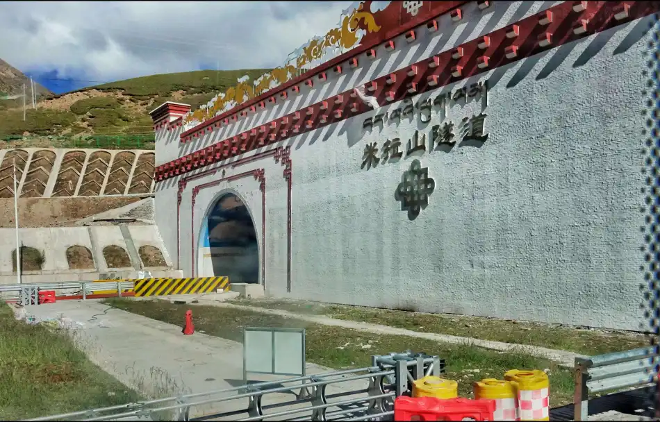 634d91cd12c09b89bdcf015c2eb4fccb-sz_842473