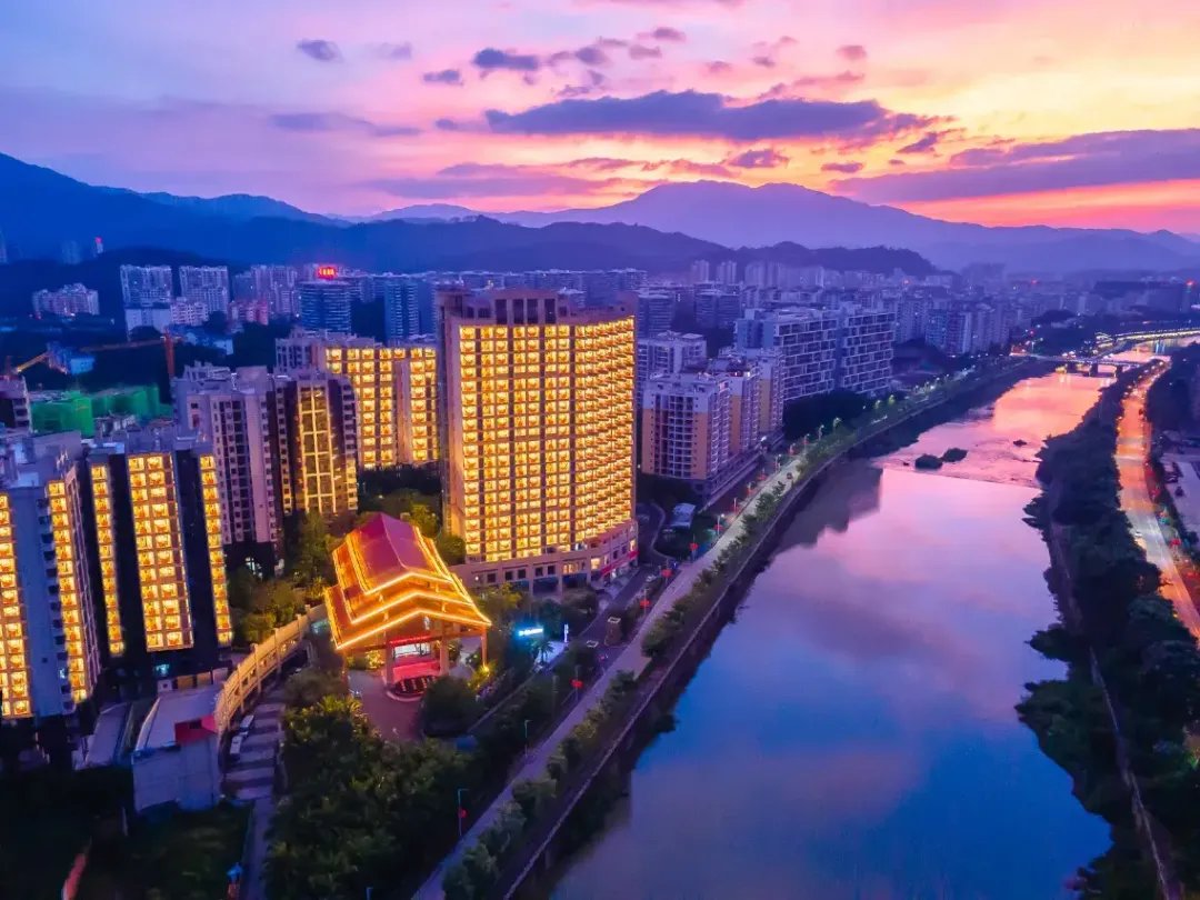 63f02fc65dbb8759662536ce03139f4c-sz_1218209