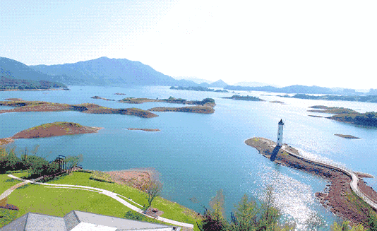 春游赏花·千岛湖纯玩·慢生活·5天4晚299啤酒畅饮·往返大巴·4早7正餐·鱼头宴·大鹅宴·土鸡煲·湖光山色·仅限1车·错过无~