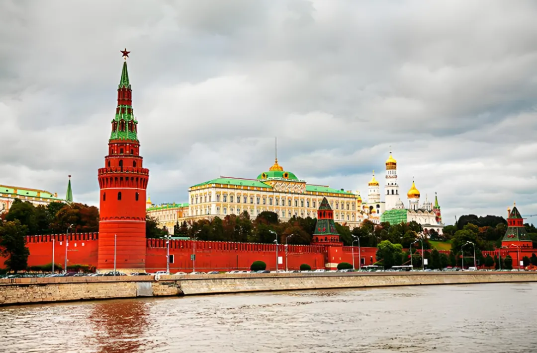 6896309f76fd3e654d92c2b202e36e09-sz_1361415