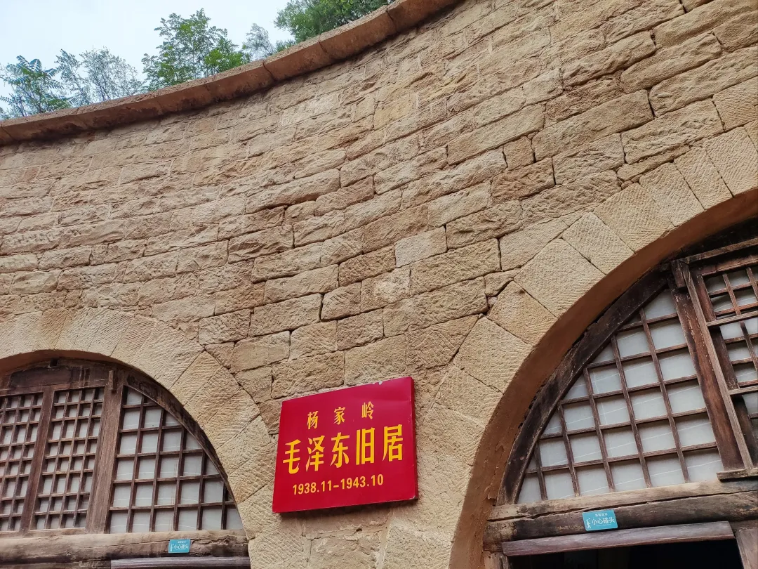 733728c4c330ff54d158fa19addea635-sz_1899510