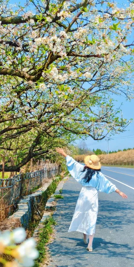 754cb9ebf4bea4236f0339e06f5638c9-sz_1290028