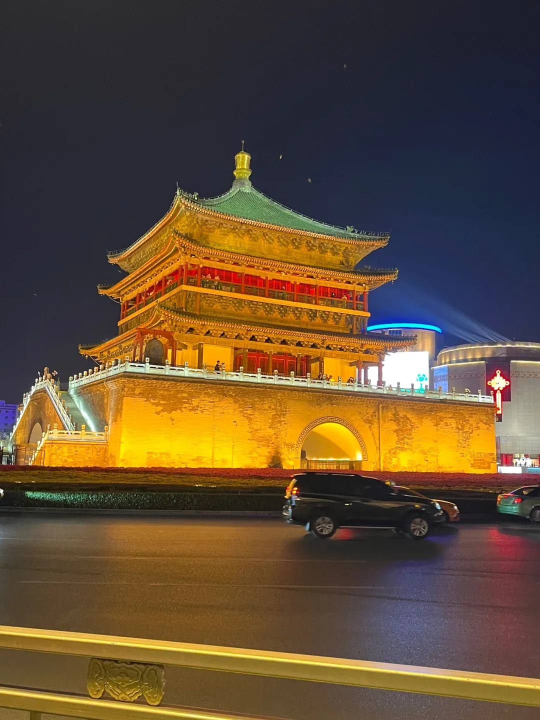 7aa8bcf894d8f19787f5851e8ab60581-sz_711856