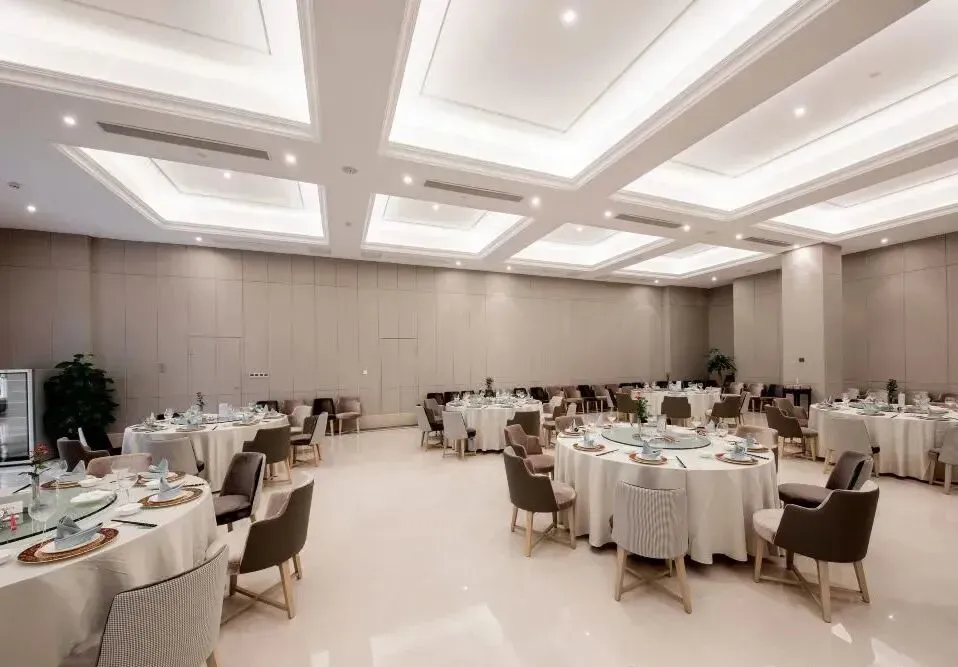 81bc5406b3e813c3188ad276d26492fd-sz_84260